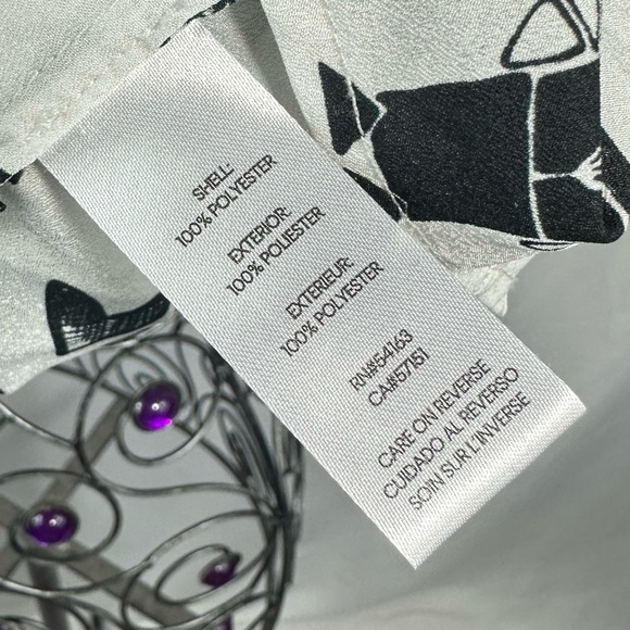 Karl Lagerfeld black and white graphic print button down size S - Picture 4 of 8